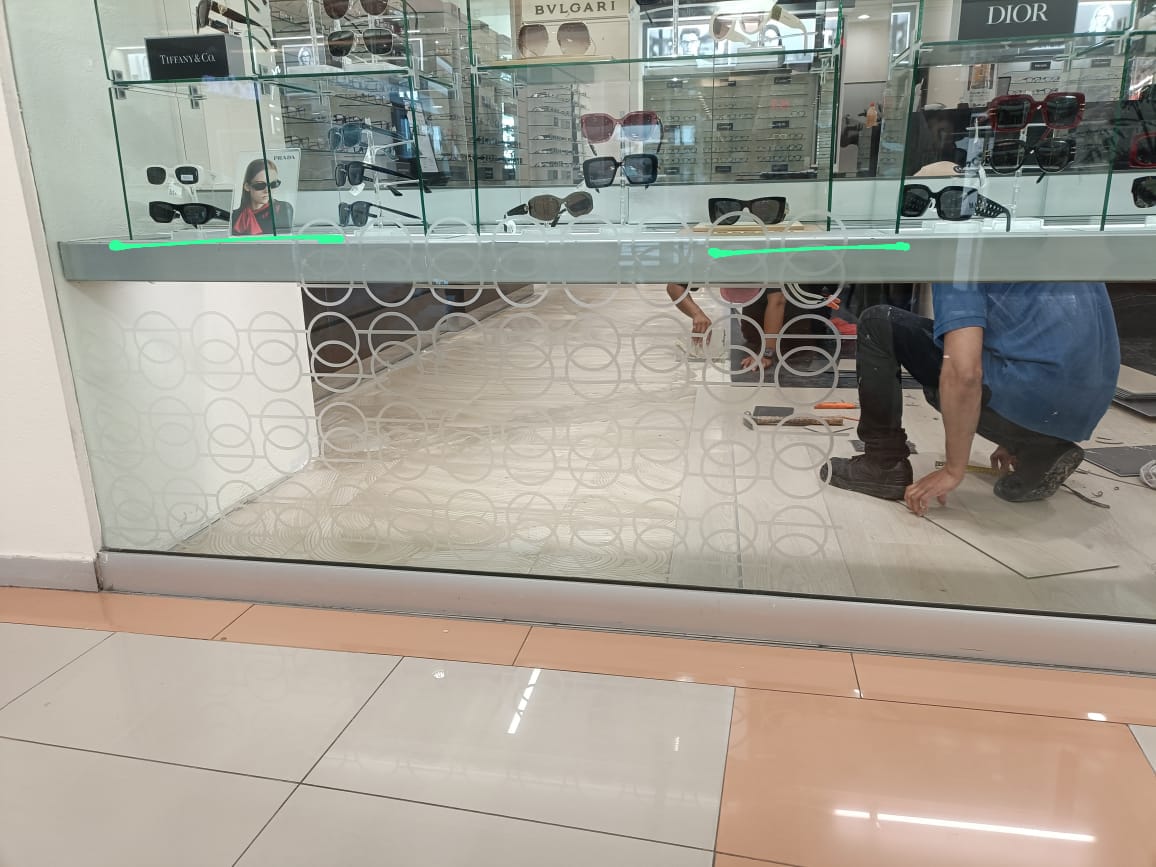 Vinil Esmerilado de Corte - Oficinas y Comercios